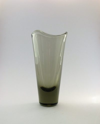 Holmegaard Per Lutken wavy top vase